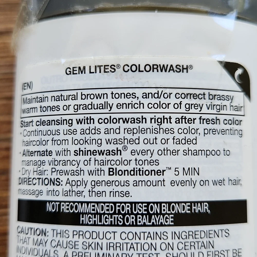 Color Shampoo - Picture 3 of 3